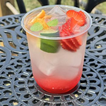 The Gathered Local - Thrive Juice Bar - Food Trucks Near Me - Montgomery, Texas The Gathered Local - Thrive Juice Bar - Food Trucks Near Me - Montgomery, Texas