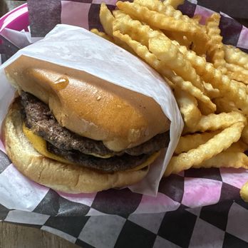 The Flamingo Lounge - Double Meat Cheeseburger - American Near Me - Enid, Oklahoma