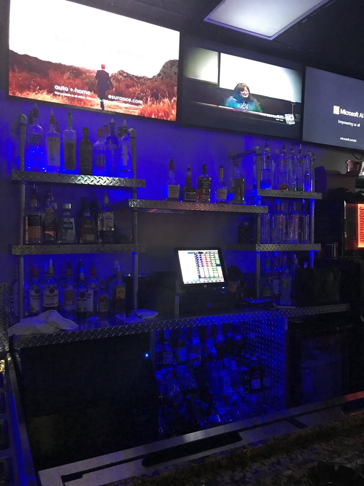 Andys Sports Bar Image