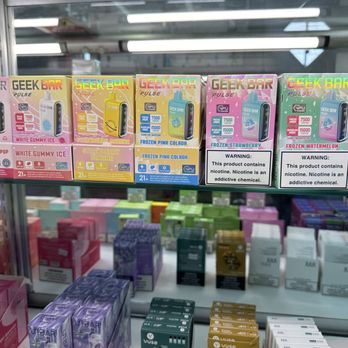 H SMOKE SHOP - Geek Bars - Vape Shops Near Me - Everett, Washington