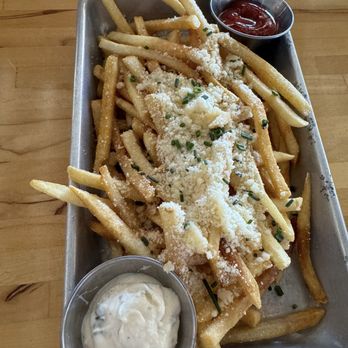 Solana Beach Kitchen - Truffle fries - New American Near Me - Solana Beach, California Solana Beach Kitchen - Truffle fries - New American Near Me - Solana Beach, California