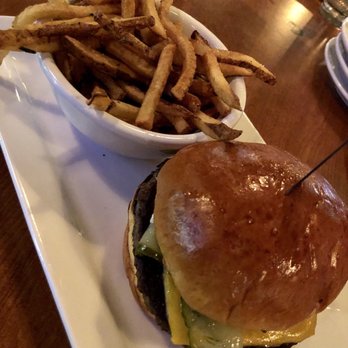 Dancing Marlin - The "impossible" plant based burger - New American Near Me - Frankfort, Illinois