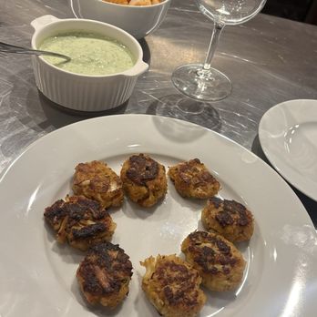 Mise En Place Cooking Studio - Crab cakes - Cooking Classes Near Me - Roswell, Georgia Mise En Place Cooking Studio - Crab cakes - Cooking Classes Near Me - Roswell, Georgia