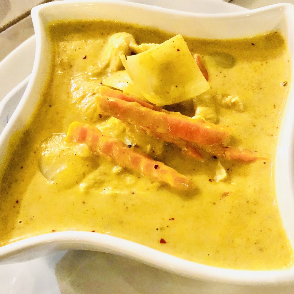 Coconut Cafe - Yellow curry with chicken - Laotian Near Me - Merced, California Coconut Cafe - Yellow curry with chicken - Laotian Near Me - Merced, California