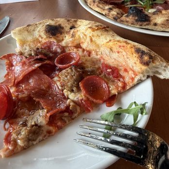 Acquario Pizza Pasta Bar - Tutto Carne - Italian Near Me - Keller, Texas