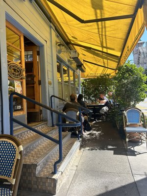 Rose's Cafe by null