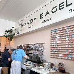 Howdy Bagel - Bagel bar & drink menu