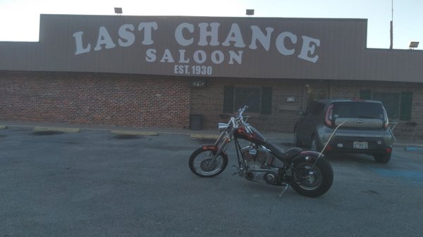 Last Chance Bar & Package by null