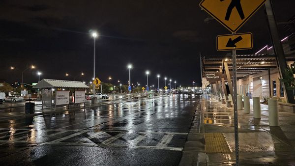 Mesa Gateway Airport by null