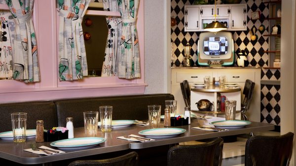 50's Prime Time Café by null