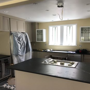 De Construction - a kitchen being remodeled - General Contractors Near Me De Construction - a kitchen being remodeled - General Contractors Near Me