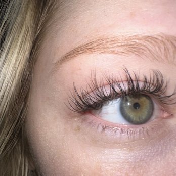 Ai Vi Toto - The perfect lashes - Eyebrow Services Near Me