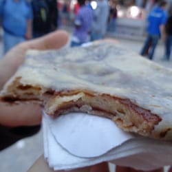 Tollwood Sommer Festival - Mein Crepe und ich. Freunde fürs Leben. Mit Schokocreme natürlich :-D