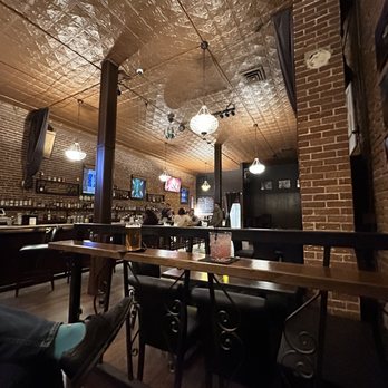 Shim's - Bar - Bars Near Me - Reno, Nevada