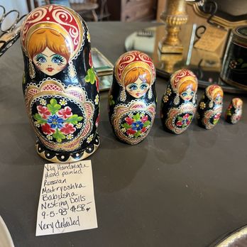 Breakaway Design & Antiques - Nesting Dolls - Antiques Near Me - Wells, Maine Breakaway Design & Antiques - Nesting Dolls - Antiques Near Me - Wells, Maine