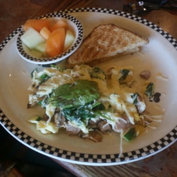 Black Bear Diner Tracy - Fit and focused chicken Apple sausage scramble - American Near Me - Tracy, California Black Bear Diner Tracy - Fit and focused chicken Apple sausage scramble - American Near Me - Tracy, California