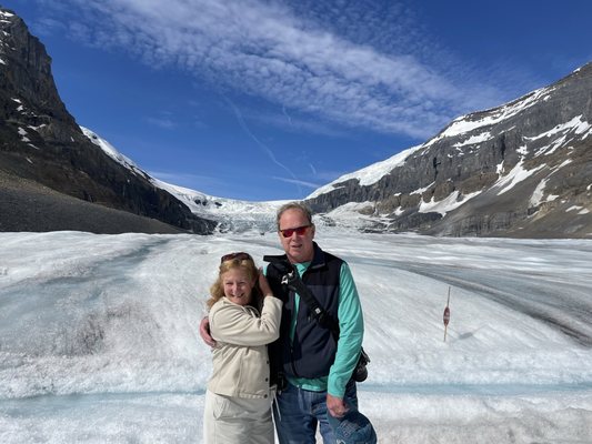 Columbia Icefield by null