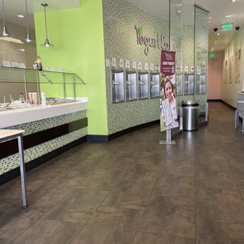 Yogurtland - Ice Cream & Frozen Yogurt Near Me - Las Vegas, Nevada