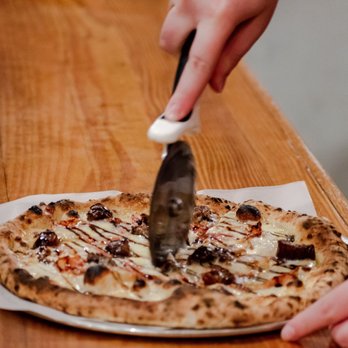 Oak Artisan Cookery - Pizza Near Me - Hanover, Pennsylvania Oak Artisan Cookery - Pizza Near Me - Hanover, Pennsylvania
