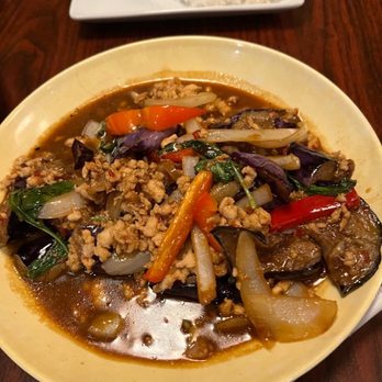 Mai Thai Restaurant - Eggplant Delight with chicken - Thai Near Me - Austin, Texas