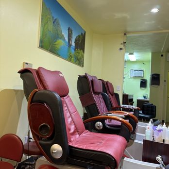 Diamond Nail Salon & Spa - Nail Salons Near Me - Saugus, Massachusetts Diamond Nail Salon & Spa - Nail Salons Near Me - Saugus, Massachusetts