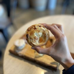 Little Patagonia - Ig: @whatsviveating | ham and cheese empanada