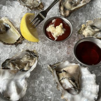 Brigantine - Oysters! - Seafood Near Me - Del Mar, California