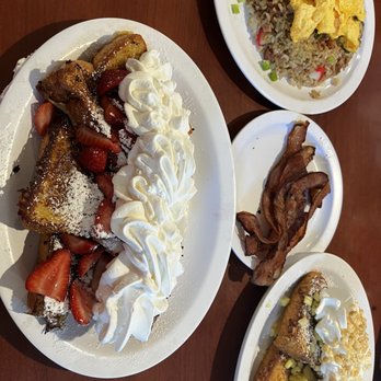 Eggs 'n Things - Hawaiian Sweet Bread French Toast, Island Style Fried Rice - Breakfast & Brunch Near Me - Honolulu, Hawaii Eggs 'n Things - Hawaiian Sweet Bread French Toast, Island Style Fried Rice - Breakfast & Brunch Near Me - Honolulu, Hawaii