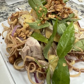 Com Ga Houston - Bellaire - Goi ga bap chuoi - Vietnamese Near Me - Houston, Texas