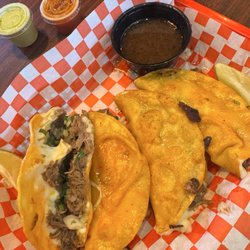 LA Taco Station - Birria taco order
