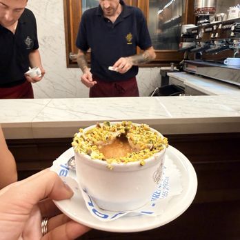 Vivoli - Ice Cream & Frozen Yogurt Near Me - Florence, FI