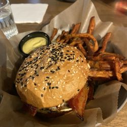Naked Burger - Bacon Me Crazy