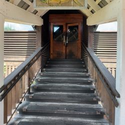 Skipper's Fish Camp - Entrance