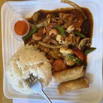 Orchid Thai - Lunch Cashew Spicy Chicken - Thai Near Me - Baldwin Park, California Orchid Thai - Lunch Cashew Spicy Chicken - Thai Near Me - Baldwin Park, California