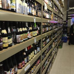 Bridgeview Beer & Wine Supply - Wall of Beer!