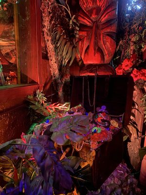 Da Tiki Hut by null