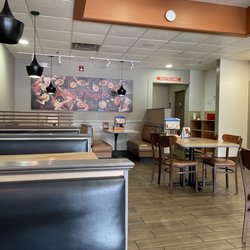 IHOP - Inside.