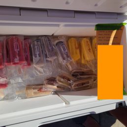 We did not rent the Bliss Pops cooler, but stored these in a high performance cooler.