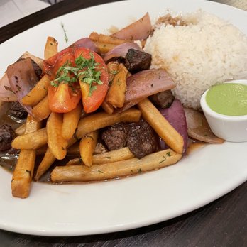 Limeña Peruvian Eatery - Lomo Saltado - Peruvian Near Me - Thousand Oaks, California Limeña Peruvian Eatery - Lomo Saltado - Peruvian Near Me - Thousand Oaks, California