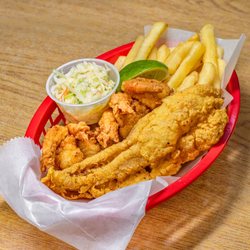 Hook's Catch Seafood and Wings - Pine Island
