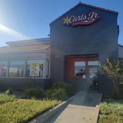 Carl's Jr - Front