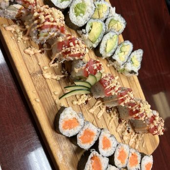 Sushi Samurais - Samurai Rolls in the center, vegetarian options on the corners - Japanese Near Me - West Chester, Ohio Sushi Samurais - Samurai Rolls in the center, vegetarian options on the corners - Japanese Near Me - West Chester, Ohio