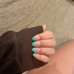 Top Nails
