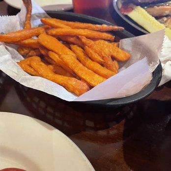 Hop'n Moose - Sweet potato fries - American Near Me - Rutland, Vermont