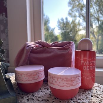 The Hotel Temecula - A beautiful arrival gift - Hotels Near Me - Temecula, California