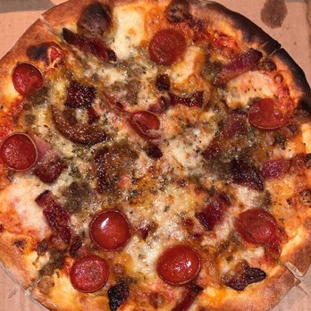 Howell's Kitchen and Bar - Pizza Near Me - Atlanta, Georgia