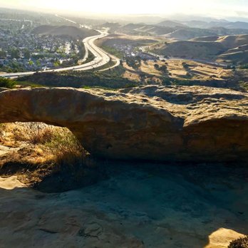 Hummingbird Trail - Hiking Near Me - Simi Valley, California