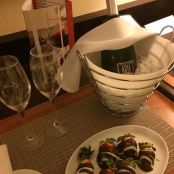 Miami Marriott Biscayne Bay - Hotels Near Me - Miami, Florida
