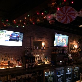 Danny's - Chicago - Pizza Near Me - Chicago, Illinois