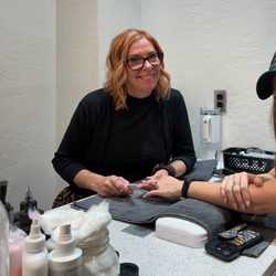 Beauty Bar - Awesome manager-professional and friendly! Made sure we felt like family!